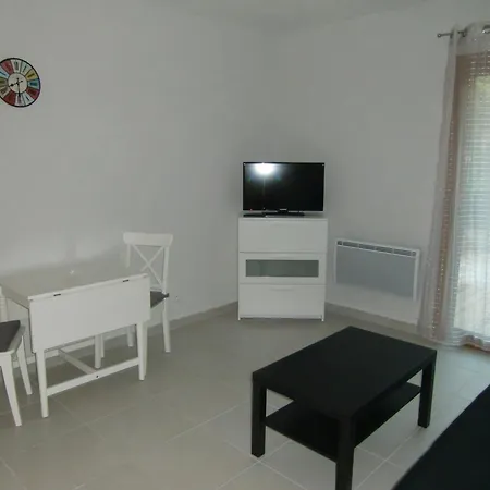 Appartement Avec Jardin Proche De La