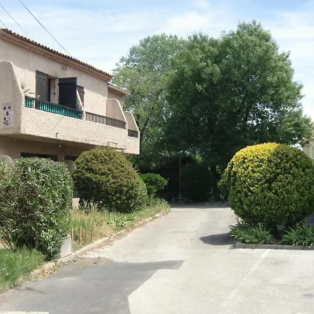 Avec Jardin Proche De La 乐普拉代